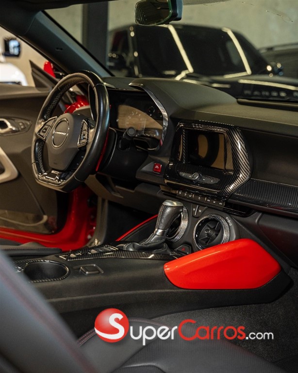 2019 Chevrolet Camaro RS — foto 8 / 11