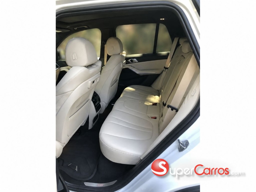 2020 BMW X 5 30D — foto 9 / 10