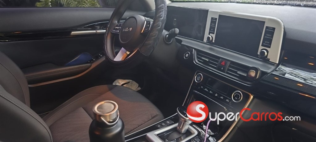 2024 Kia Seltos — foto 11 / 12
