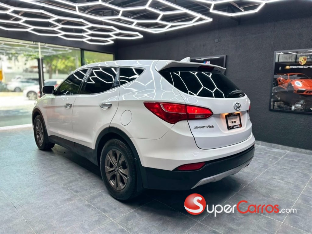2017 Hyundai Santa Fe Sport — foto 4 / 9