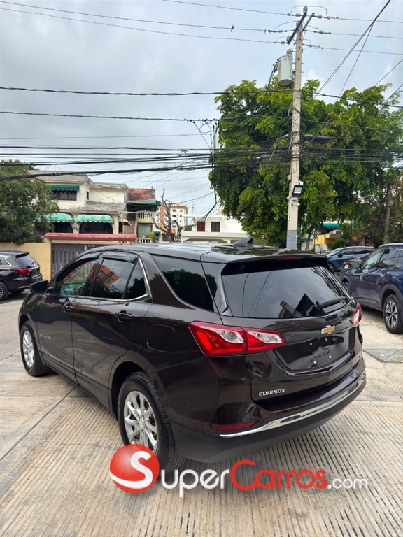 2020 Chevrolet Equinox LT — foto 3 / 12
