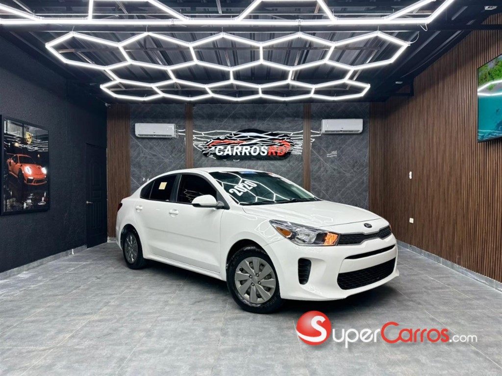 2020 Kia Rio S — foto 2 / 11