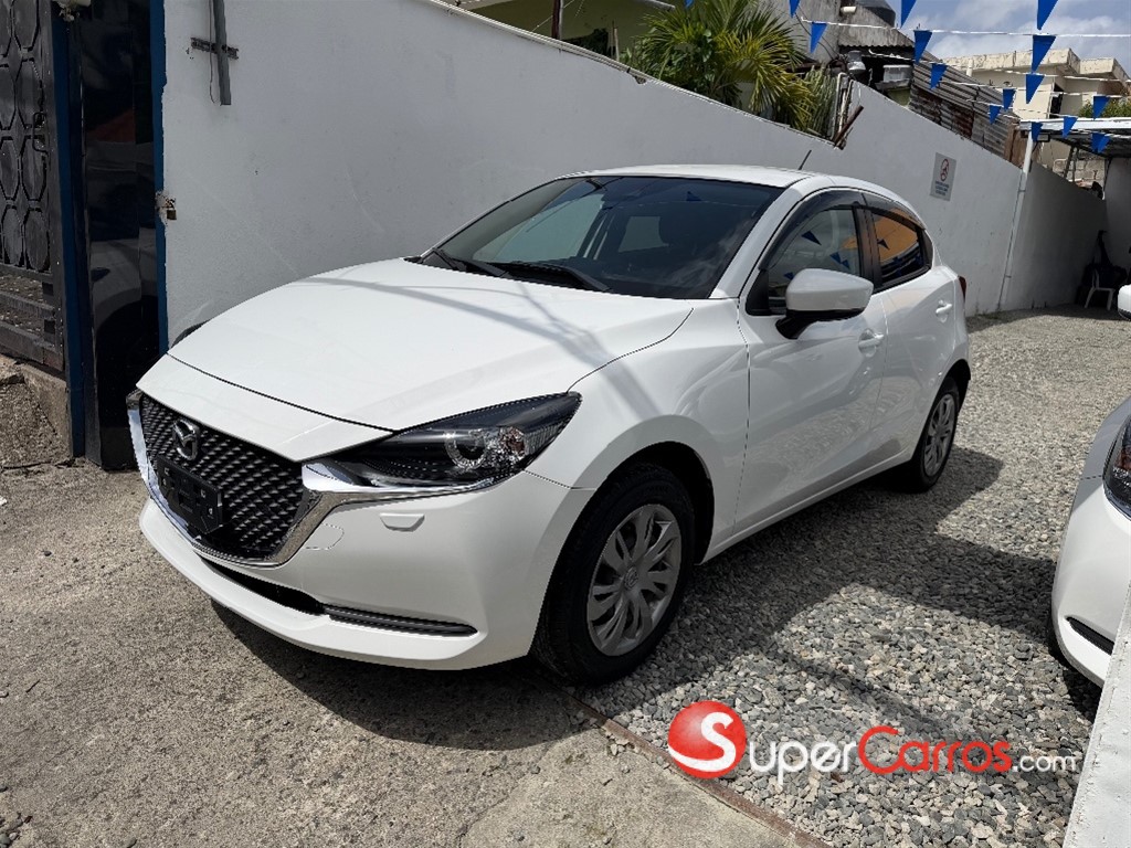 2020 Mazda 2 — foto 2 / 12