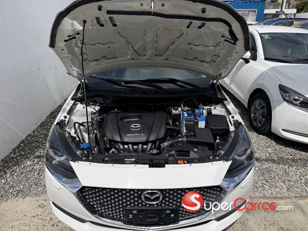 2020 Mazda 2 — foto 7 / 12