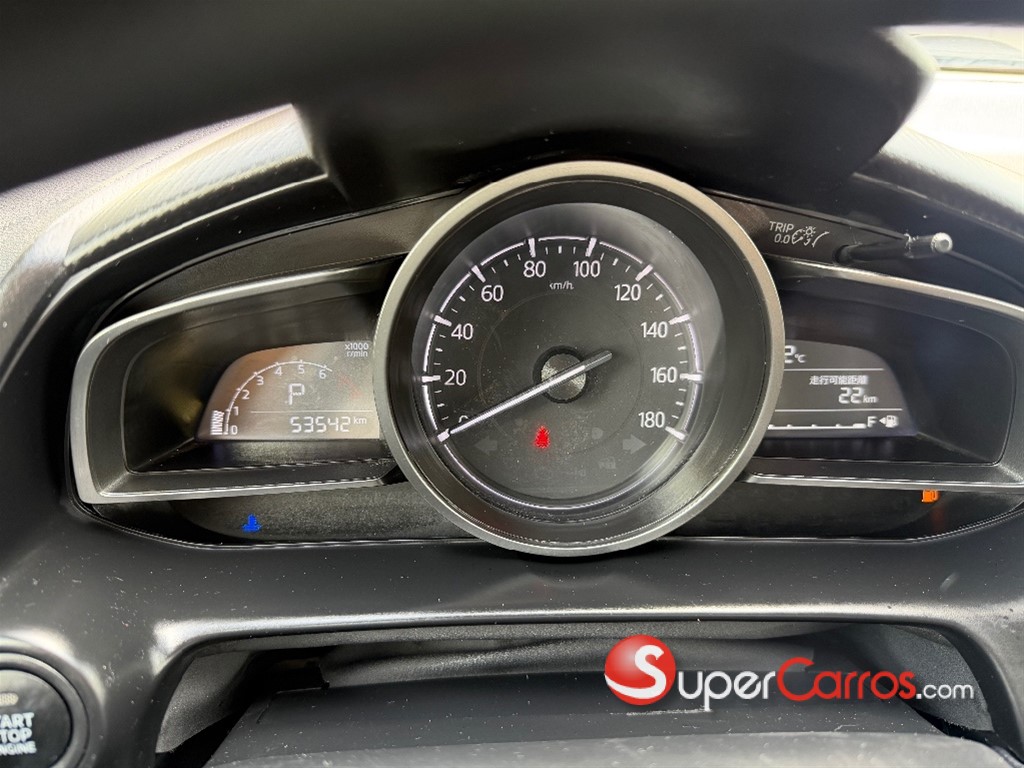 2020 Mazda 2 — foto 10 / 12