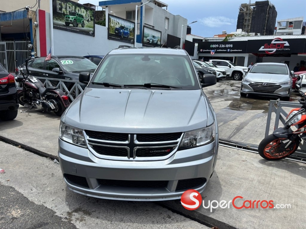 2020 Dodge Journey SE — foto 2 / 12