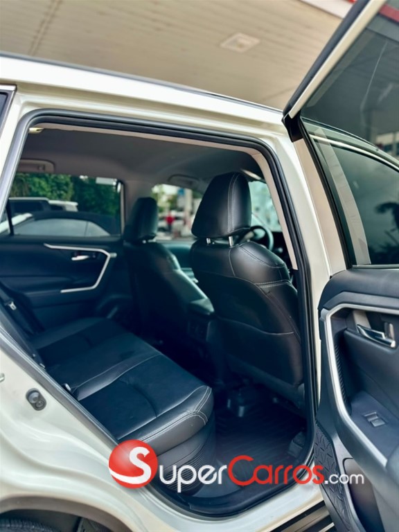 2023 Toyota RAV4 Hibrid — foto 10 / 12