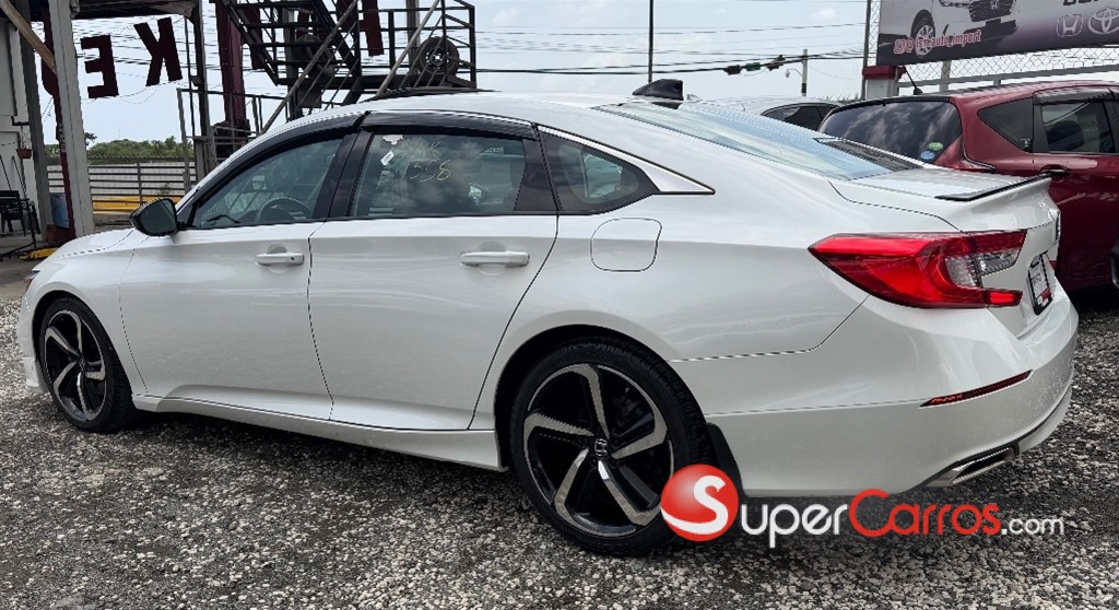 2020 Honda Accord Sport 2.0T — foto 5 / 9
