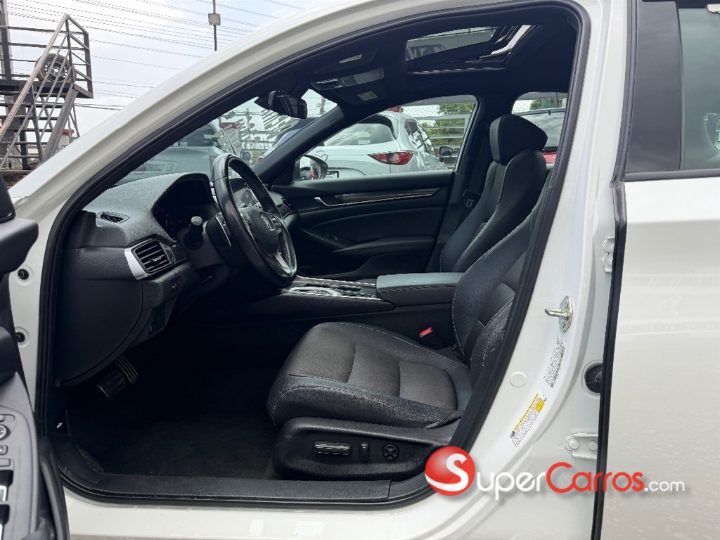 2020 Honda Accord Sport 2.0T — foto 8 / 9
