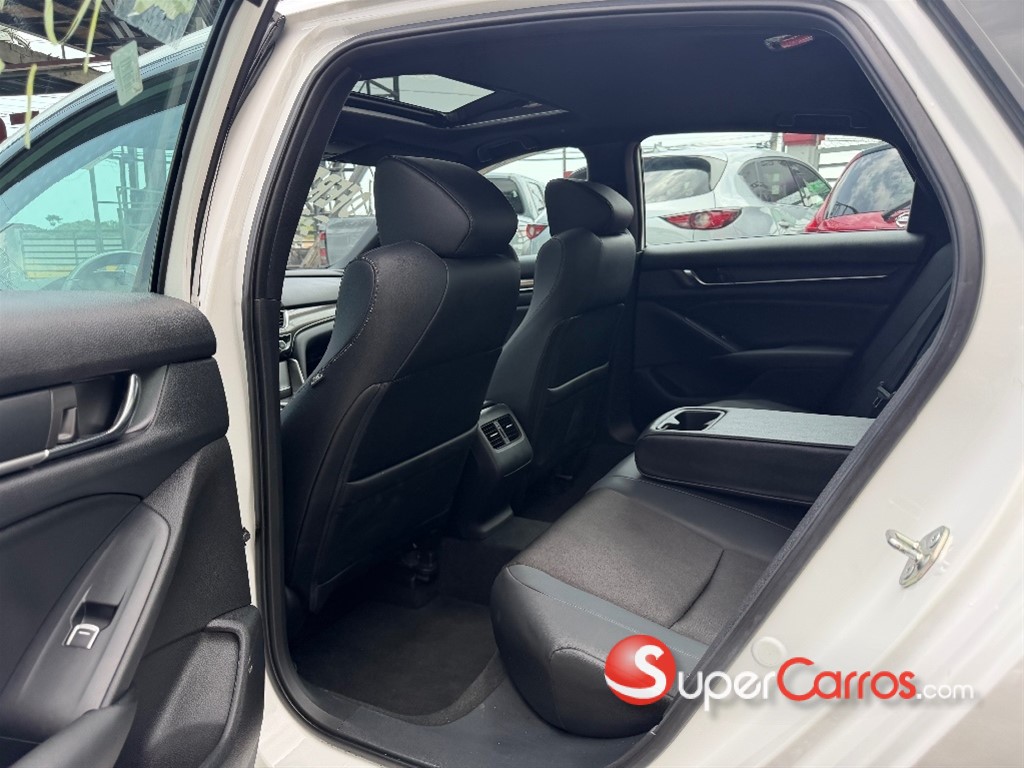 2020 Honda Accord Sport 2.0T — foto 9 / 9