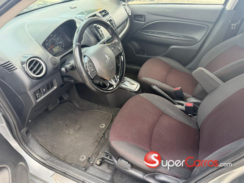 2020 Mitsubishi Motors Mirage G4 SE — foto 7 / 12