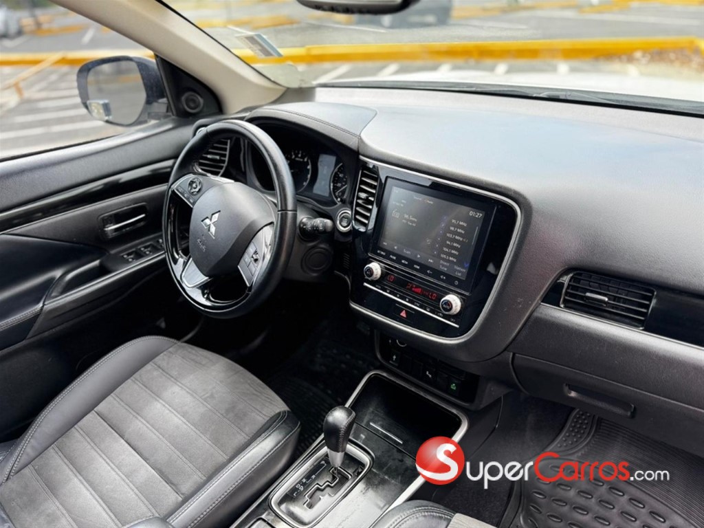 2020 Mitsubishi Motors Outlander SEL — foto 3 / 12