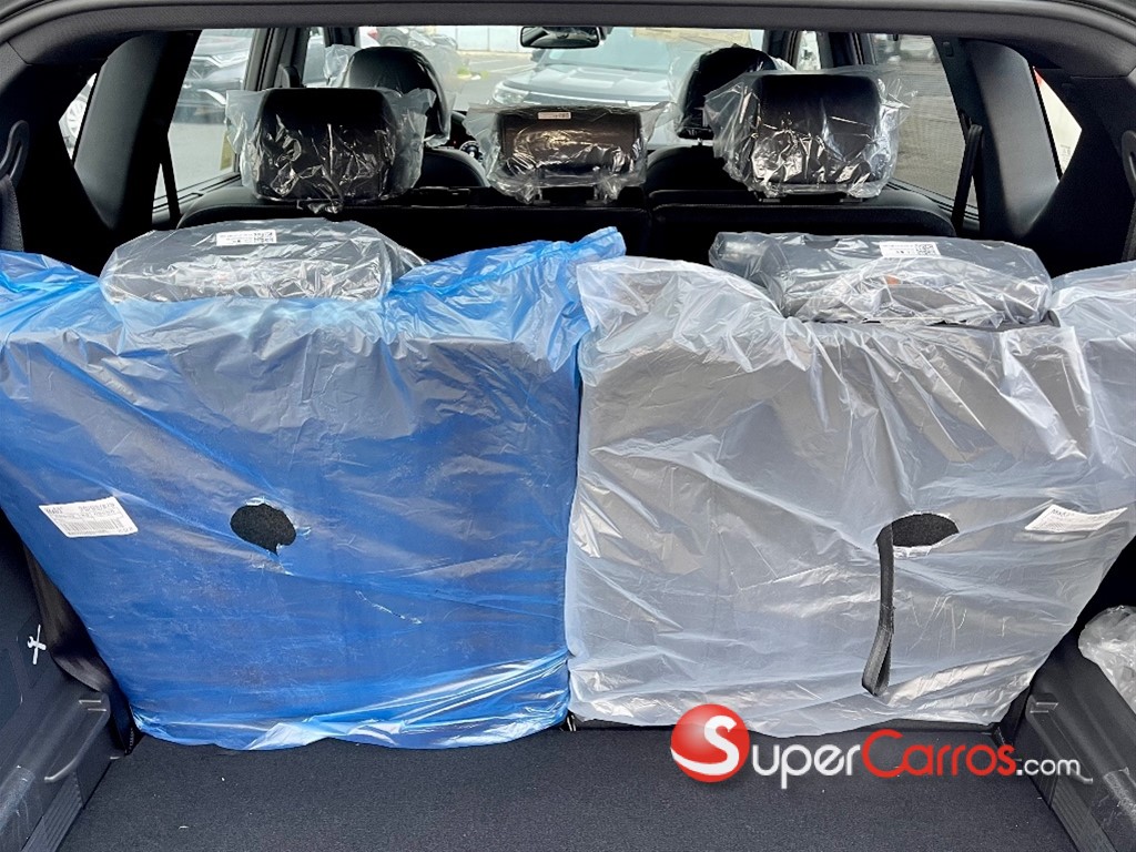 2027 KGM Rexton SPORT — foto 12 / 12