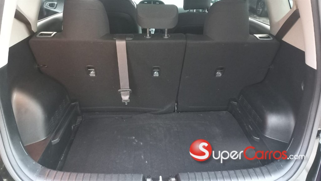 2022 Kia Soul LX — foto 8 / 12