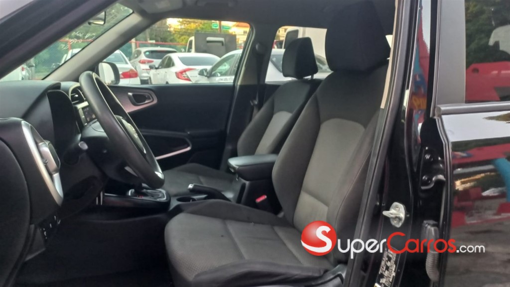 2022 Kia Soul LX — foto 12 / 12