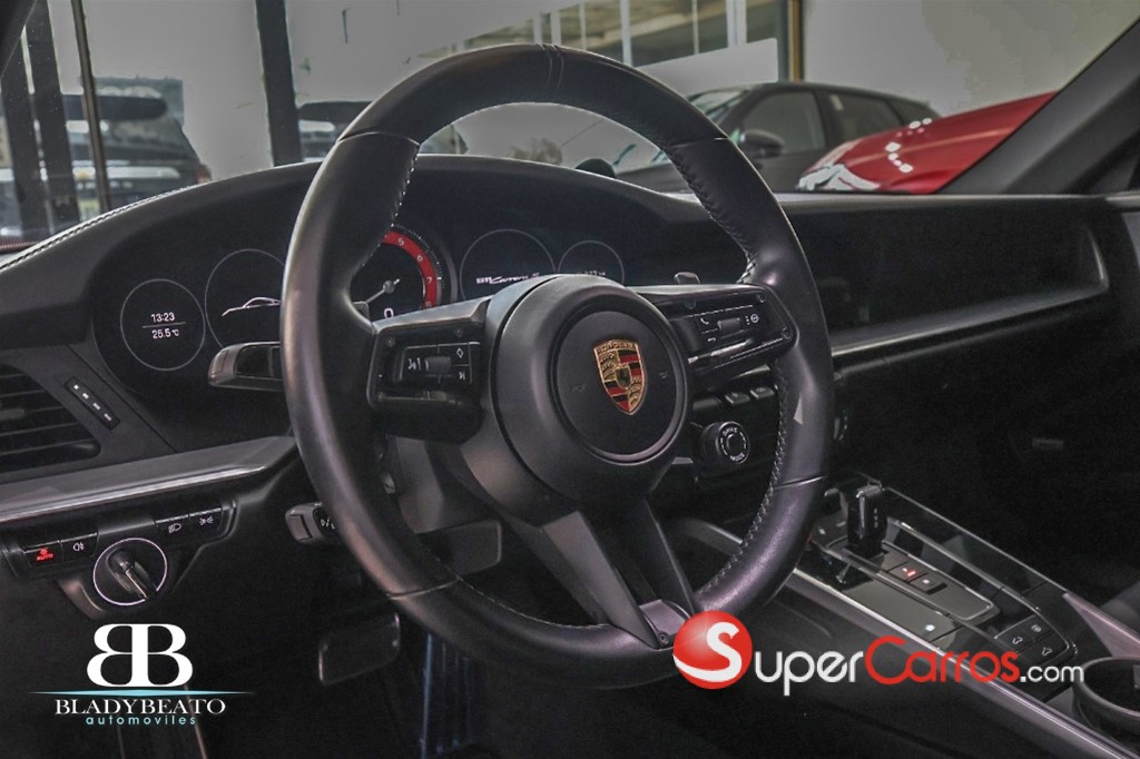 2021 Porsche 911 Carrera S — foto 2 / 12