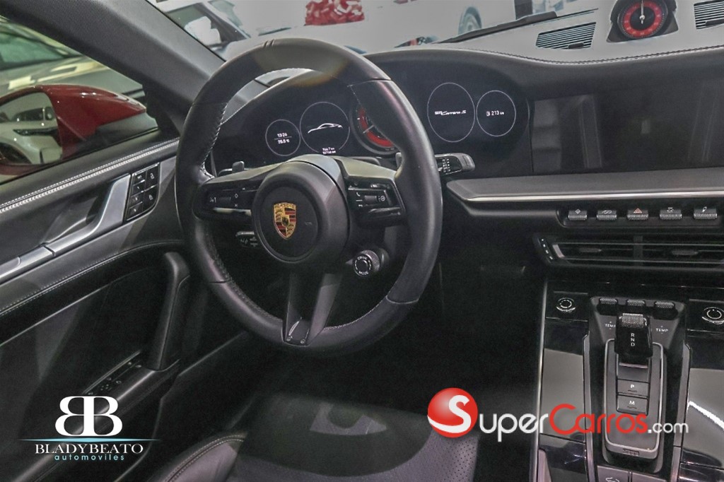 2021 Porsche 911 Carrera S — foto 8 / 12