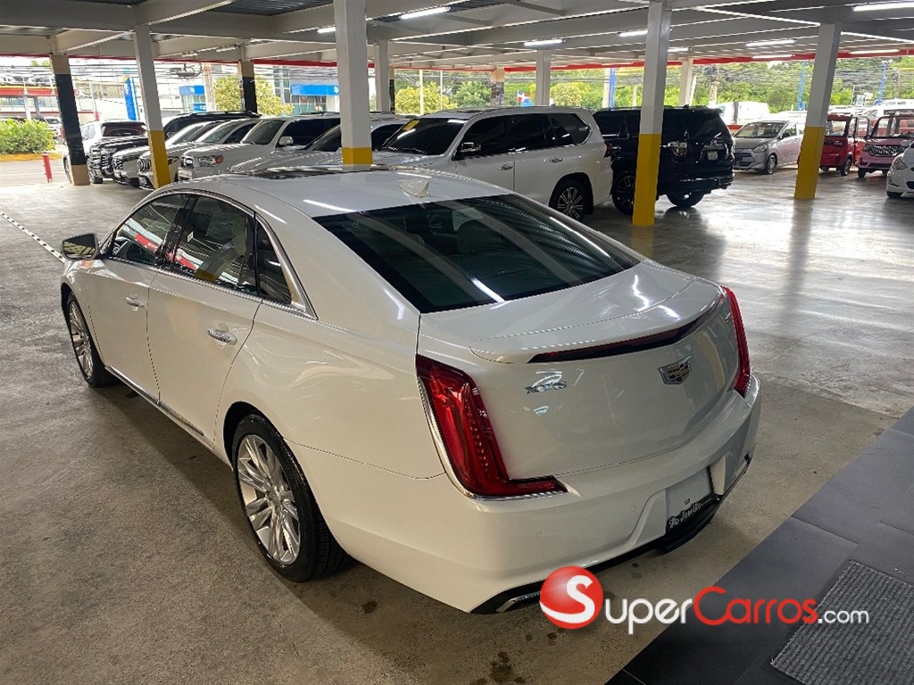 2019 Cadillac XTS — foto 4 / 11