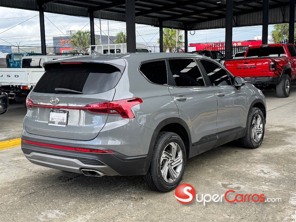 2021 Hyundai Santa Fe SE — foto 4 / 10