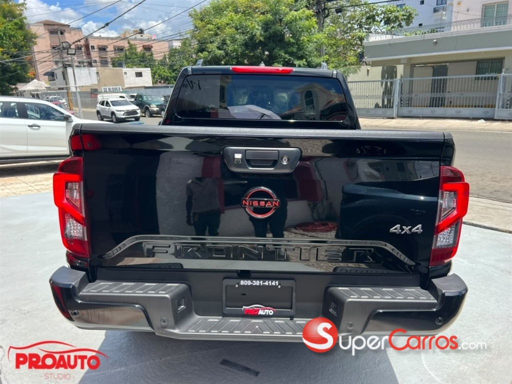 2026 Nissan Frontier Pro-4X — foto 5 / 10