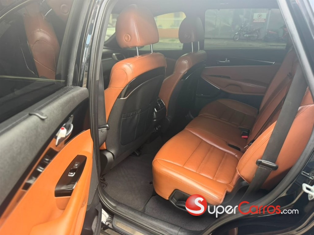 2019 Kia Sorento SX — foto 7 / 10