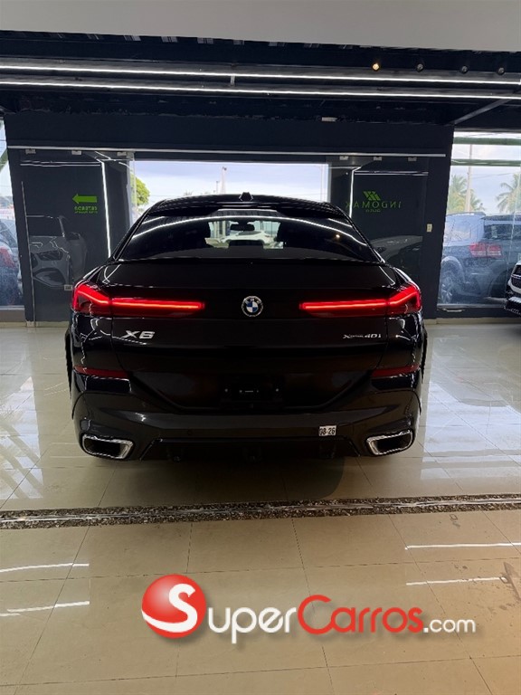 2025 BMW X 6 xDrive40i — foto 5 / 12