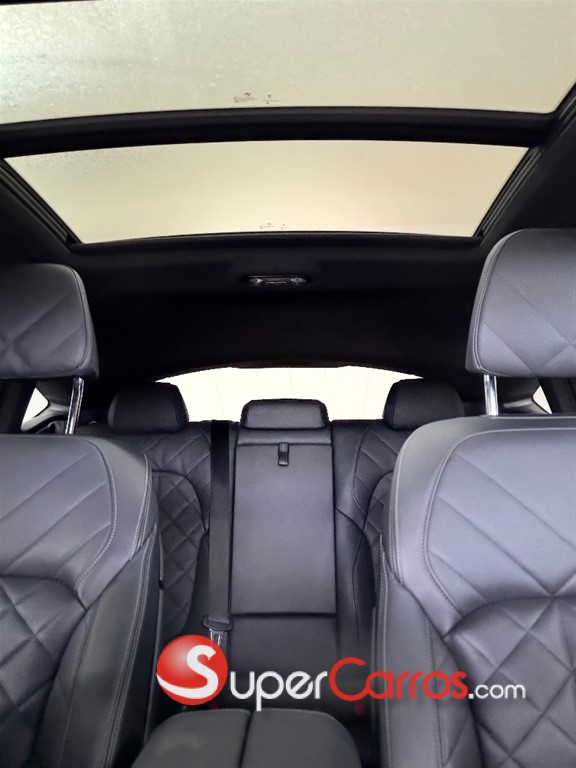 2025 BMW X 6 xDrive40i — foto 12 / 12
