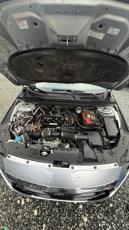 2018 Honda Accord LX — foto 9 / 11