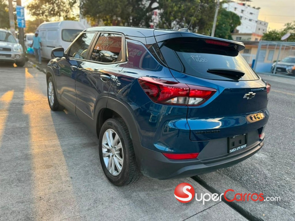 2021 Chevrolet Trailblazer L T — foto 6 / 11