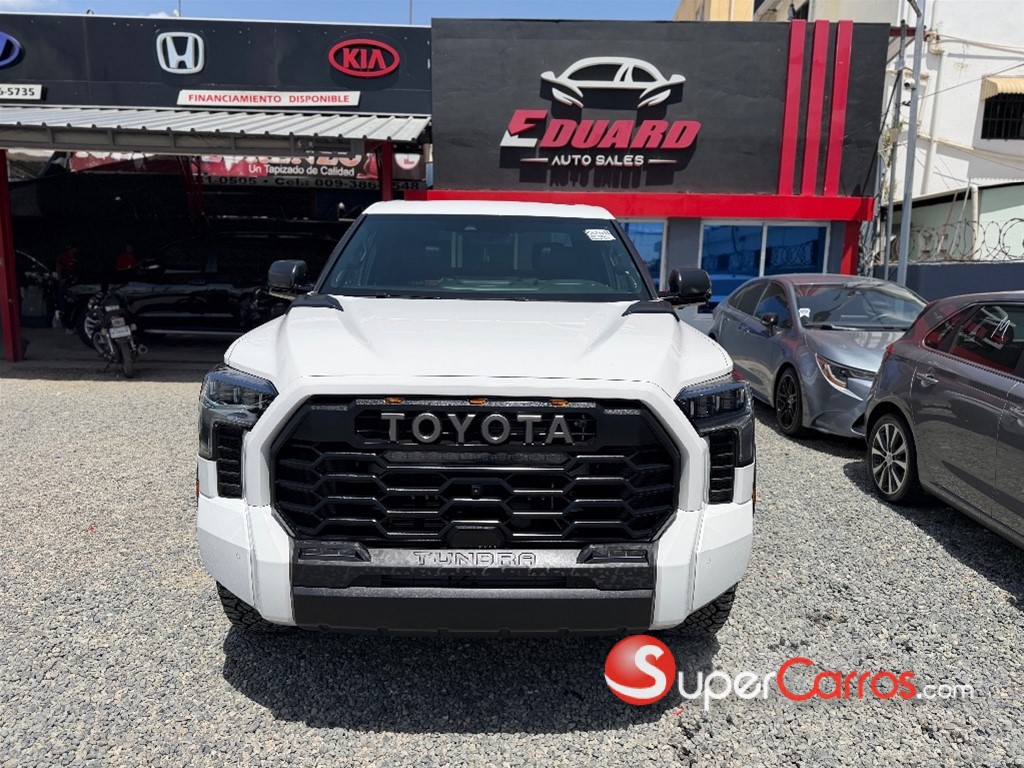 2025 Toyota Tundra TRD PRO — foto 2 / 12