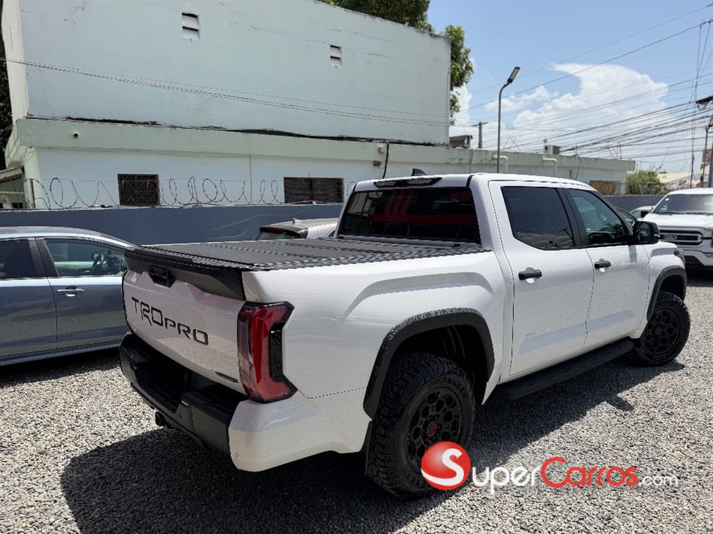 2025 Toyota Tundra TRD PRO — foto 4 / 12