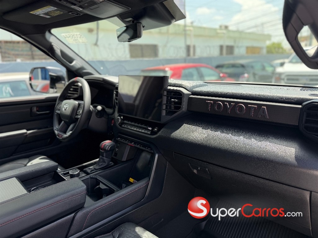 2025 Toyota Tundra TRD PRO — foto 11 / 12