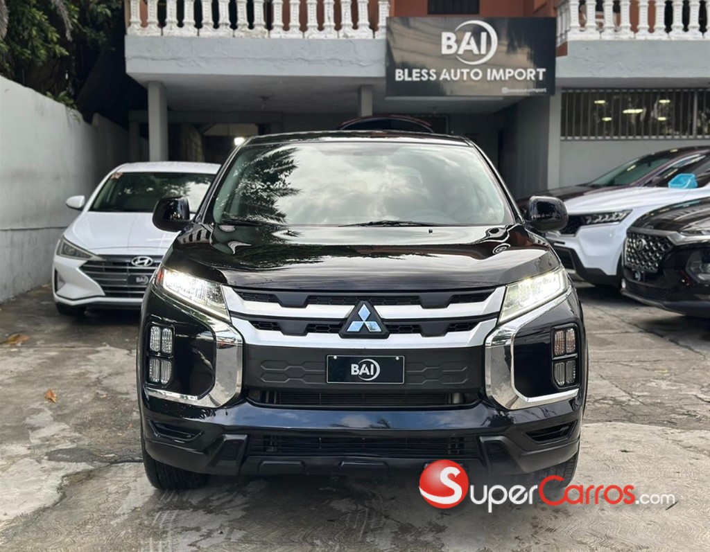 2022 Mitsubishi Motors Outlander — foto 2 / 10