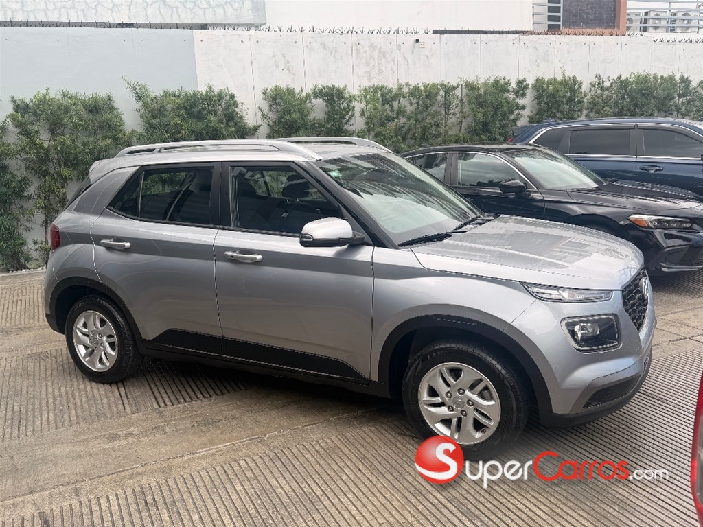 2024 Hyundai Venue — foto 2 / 10