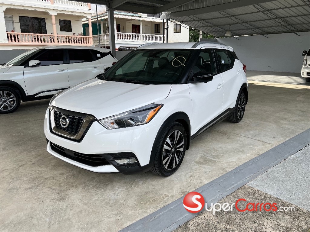 2020 Nissan Kicks SR — foto 3 / 11