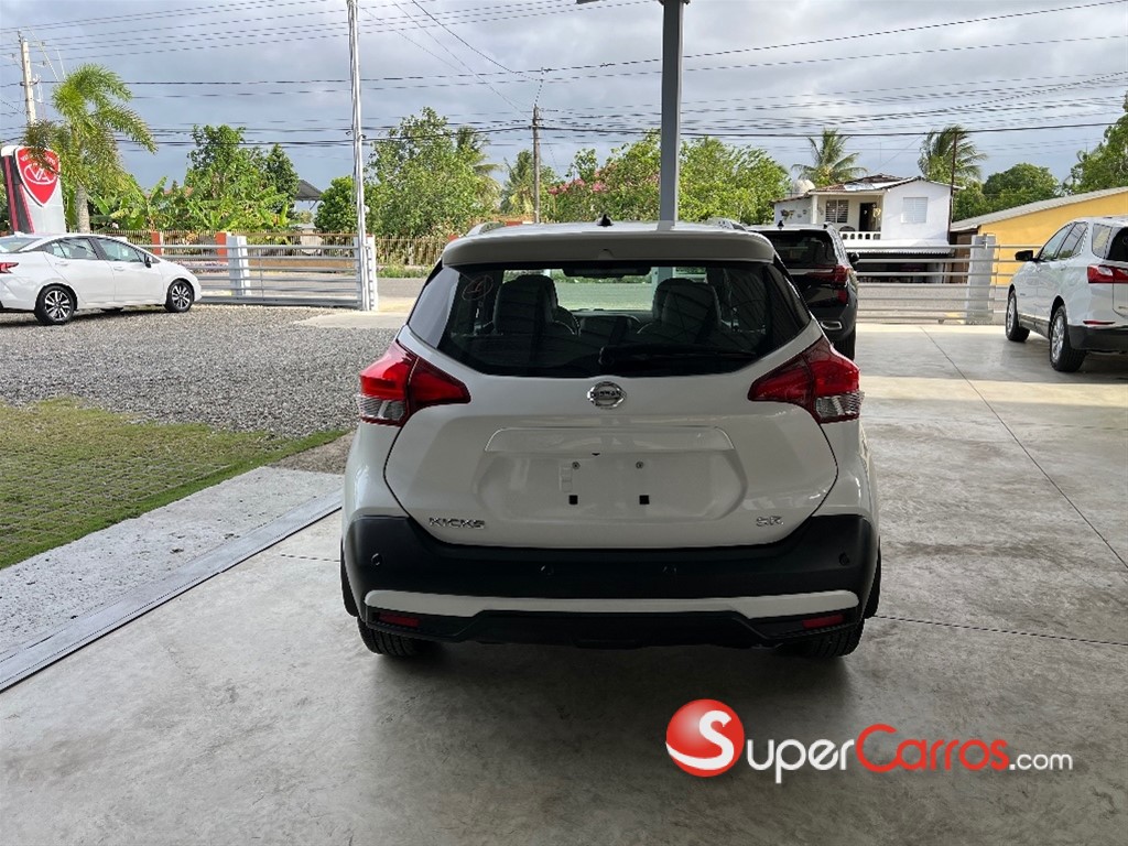 2020 Nissan Kicks SR — foto 5 / 11