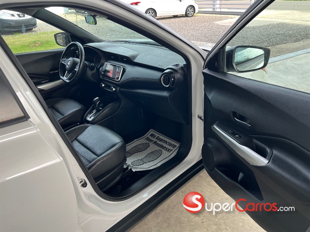 2020 Nissan Kicks SR — foto 7 / 11