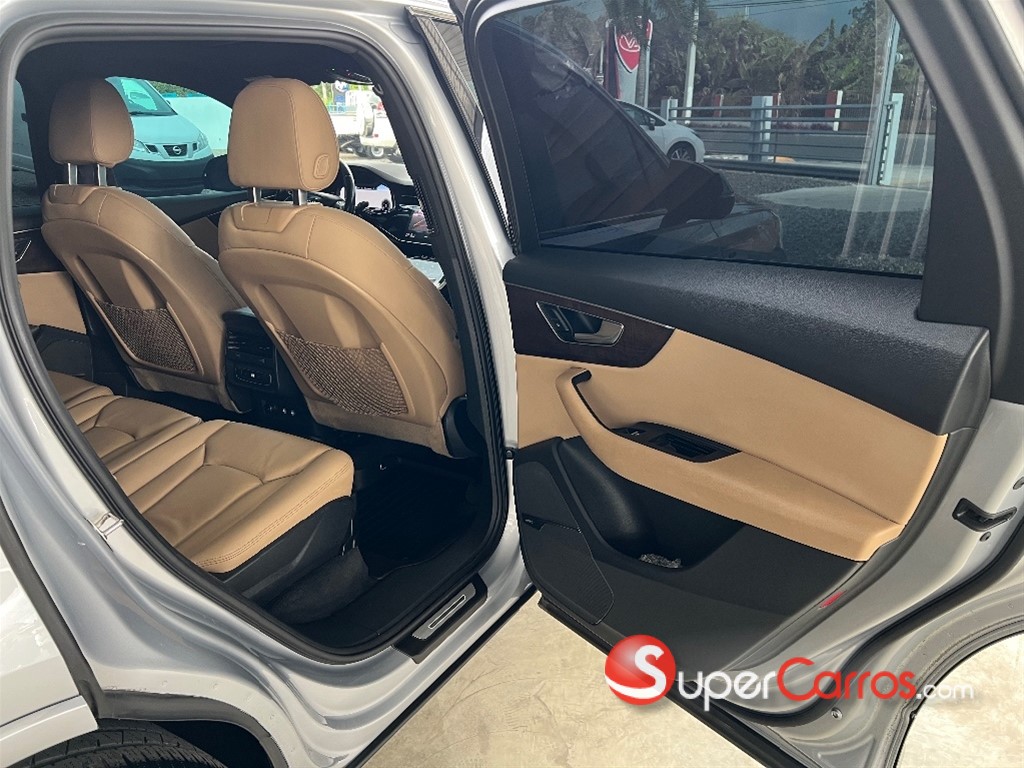 2020 Audi Q7 Premiun Plus — foto 8 / 11