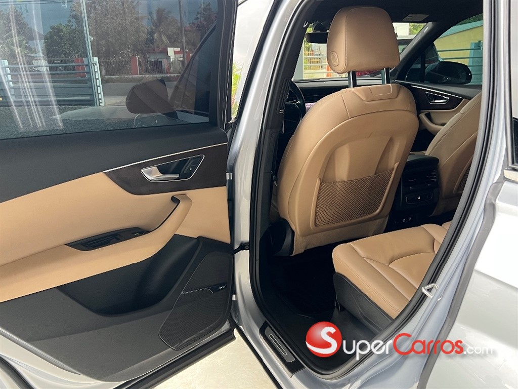 2020 Audi Q7 Premiun Plus — foto 9 / 11