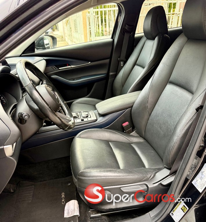 2021 Mazda CX-30 Select — foto 10 / 11