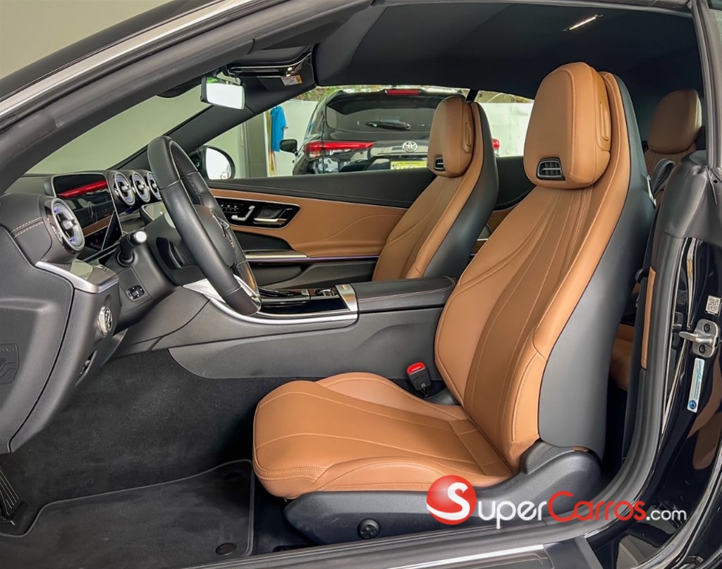 2025 Mercedes-Benz Clase CLE 300 4Matic Cabriolet — foto 6 / 12