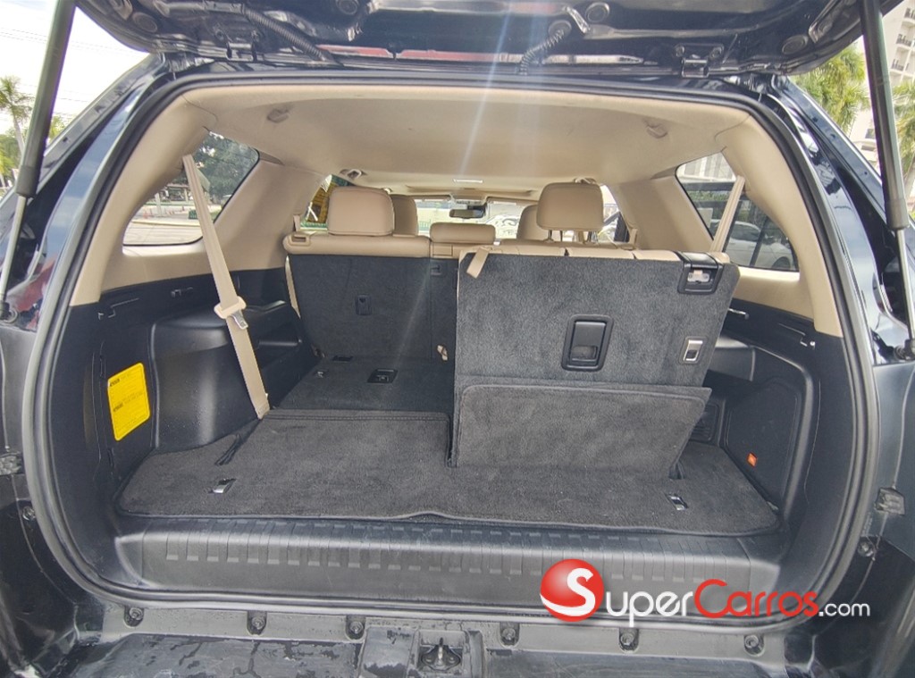 2020 Toyota 4 Runner Limited — foto 2 / 9