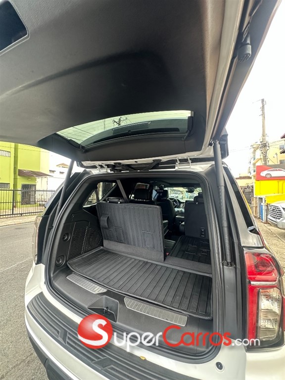 2024 Chevrolet Tahoe Highcountry Duramax — foto 5 / 10