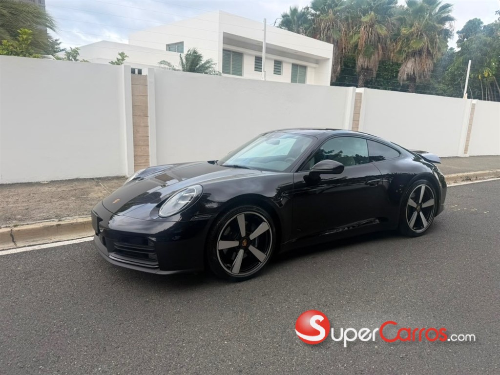 2025 Porsche 911 Carrera — foto 4 / 9