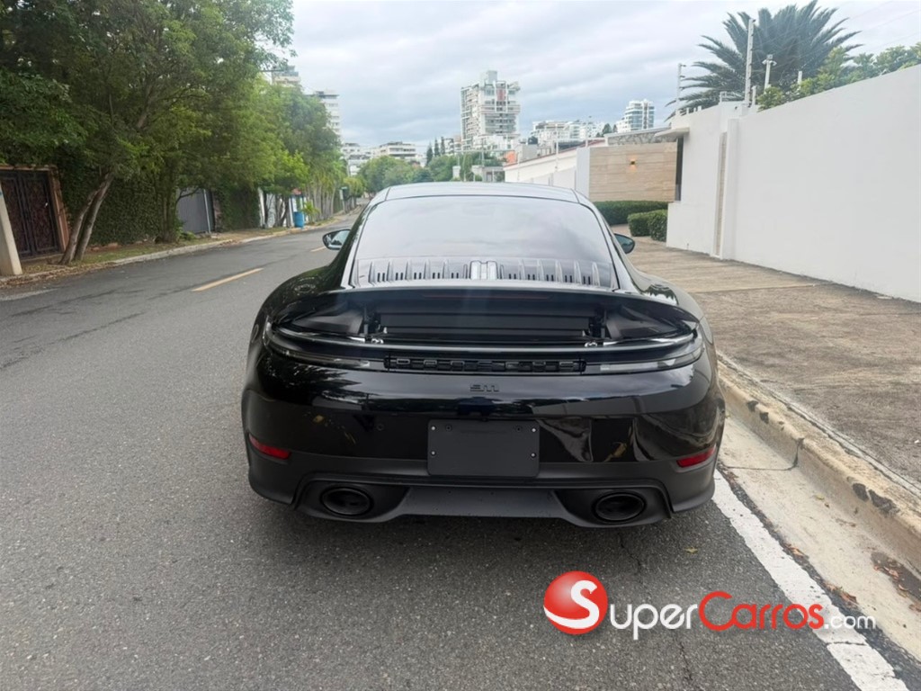 2025 Porsche 911 Carrera — foto 6 / 9
