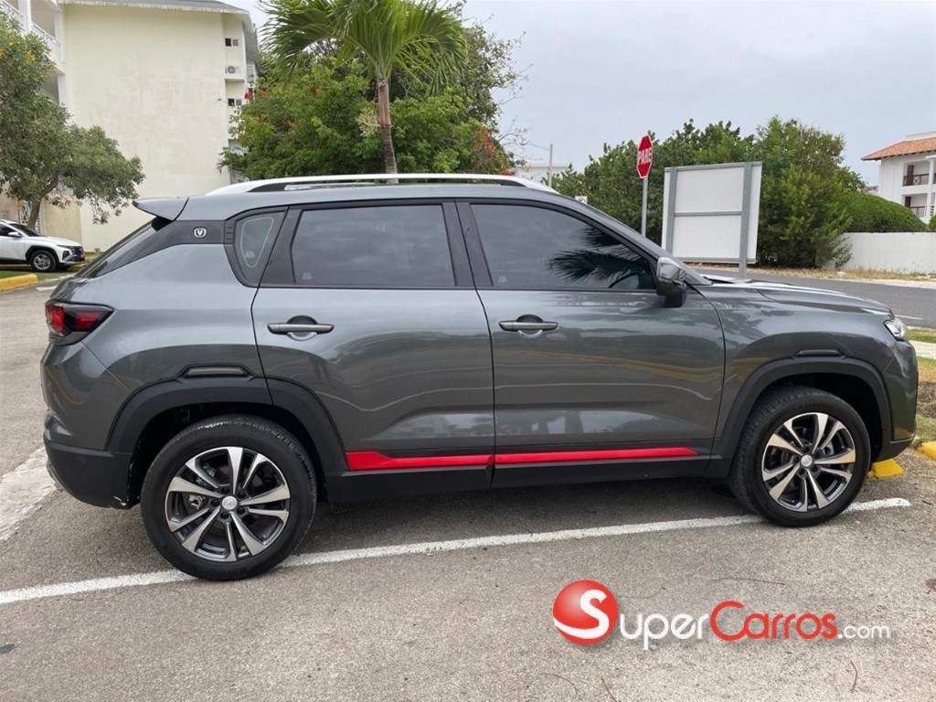2027 Changan CS 35 — foto 2 / 10