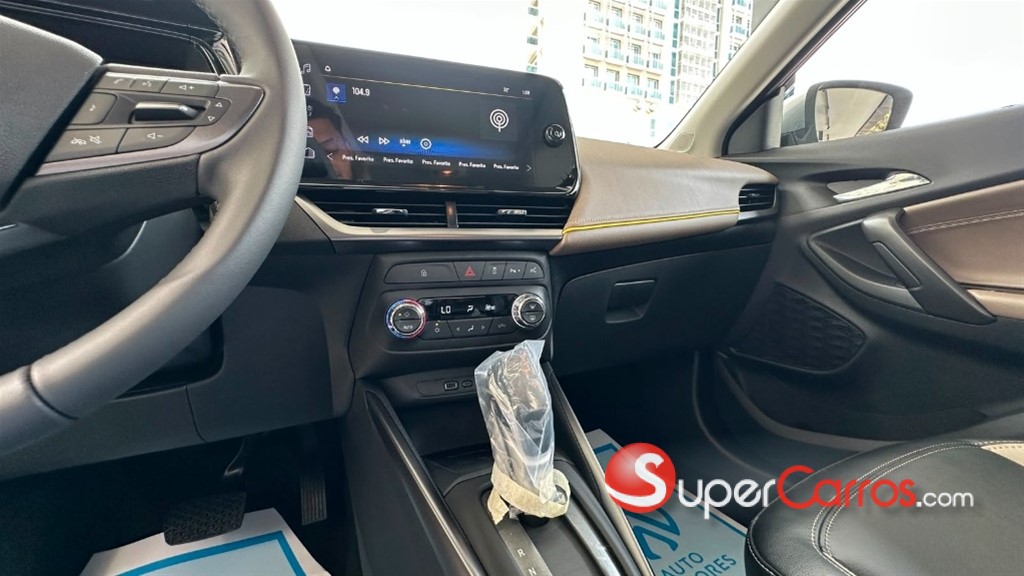 2026 Chevrolet Tracker Premier — foto 8 / 10