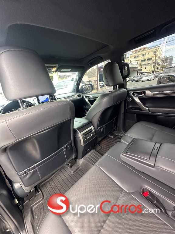 2022 Lexus GX 460 Premium — foto 8 / 12