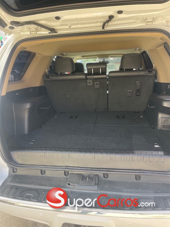 2020 Toyota 4 Runner Limited — foto 5 / 12
