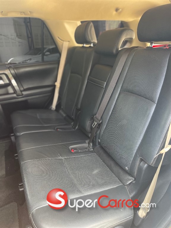 2020 Toyota 4 Runner Limited — foto 7 / 12